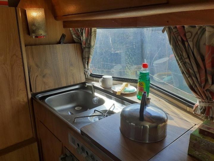 Sundial Cottage Eriba Caravan NWI Extérieur photo